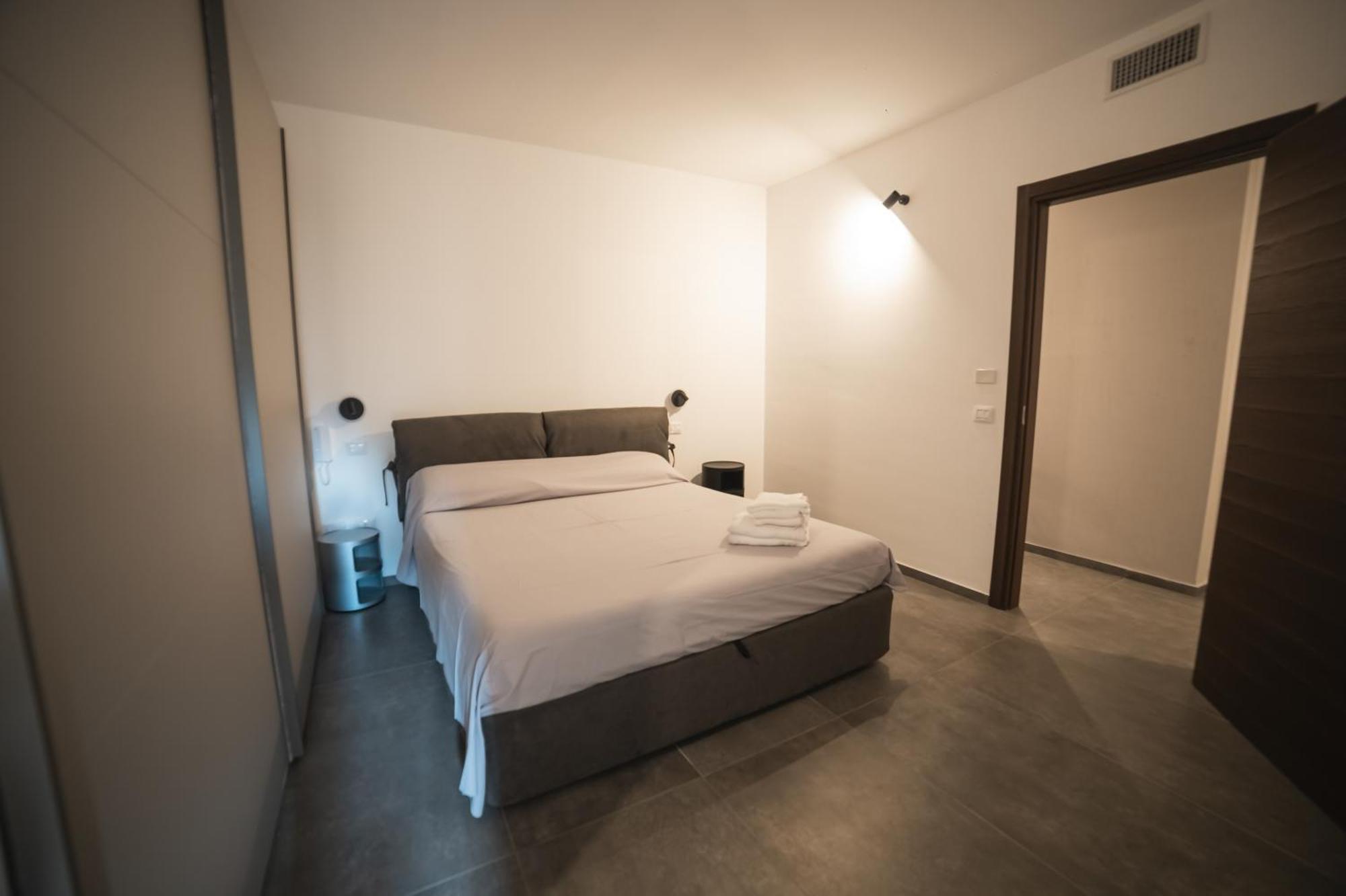 Suite Piazza Mazzini 90 Mq 5 Lecce Kültér fotó