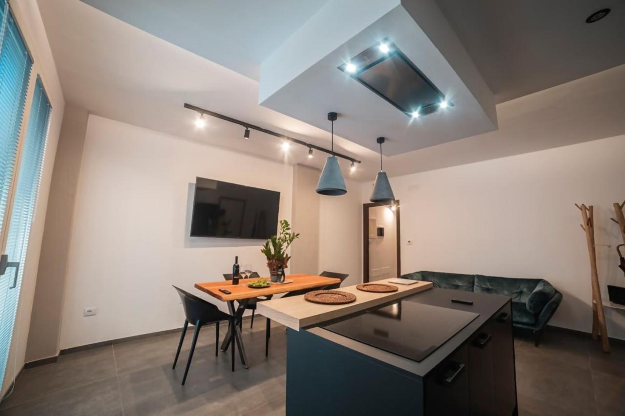 Suite Piazza Mazzini 90 Mq 5 Lecce Kültér fotó